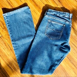 Arizona Jeans Bootcut Medium Wash Size 11